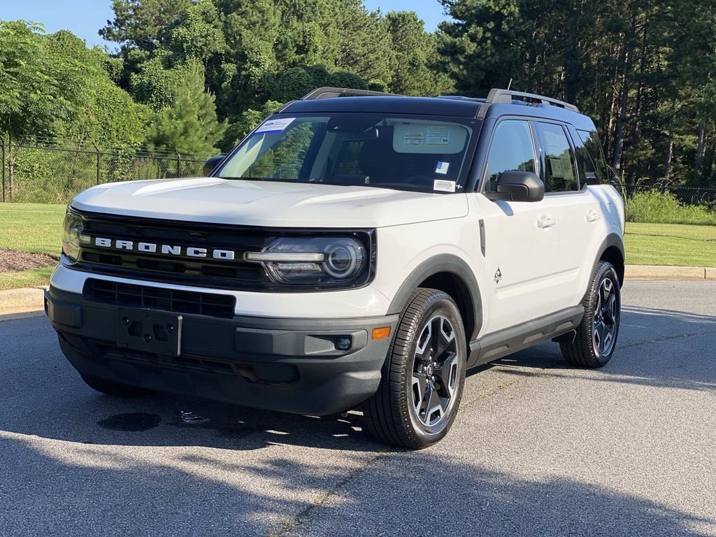 Certified Used 2021 Oxford White Ford Outer Banks image 8