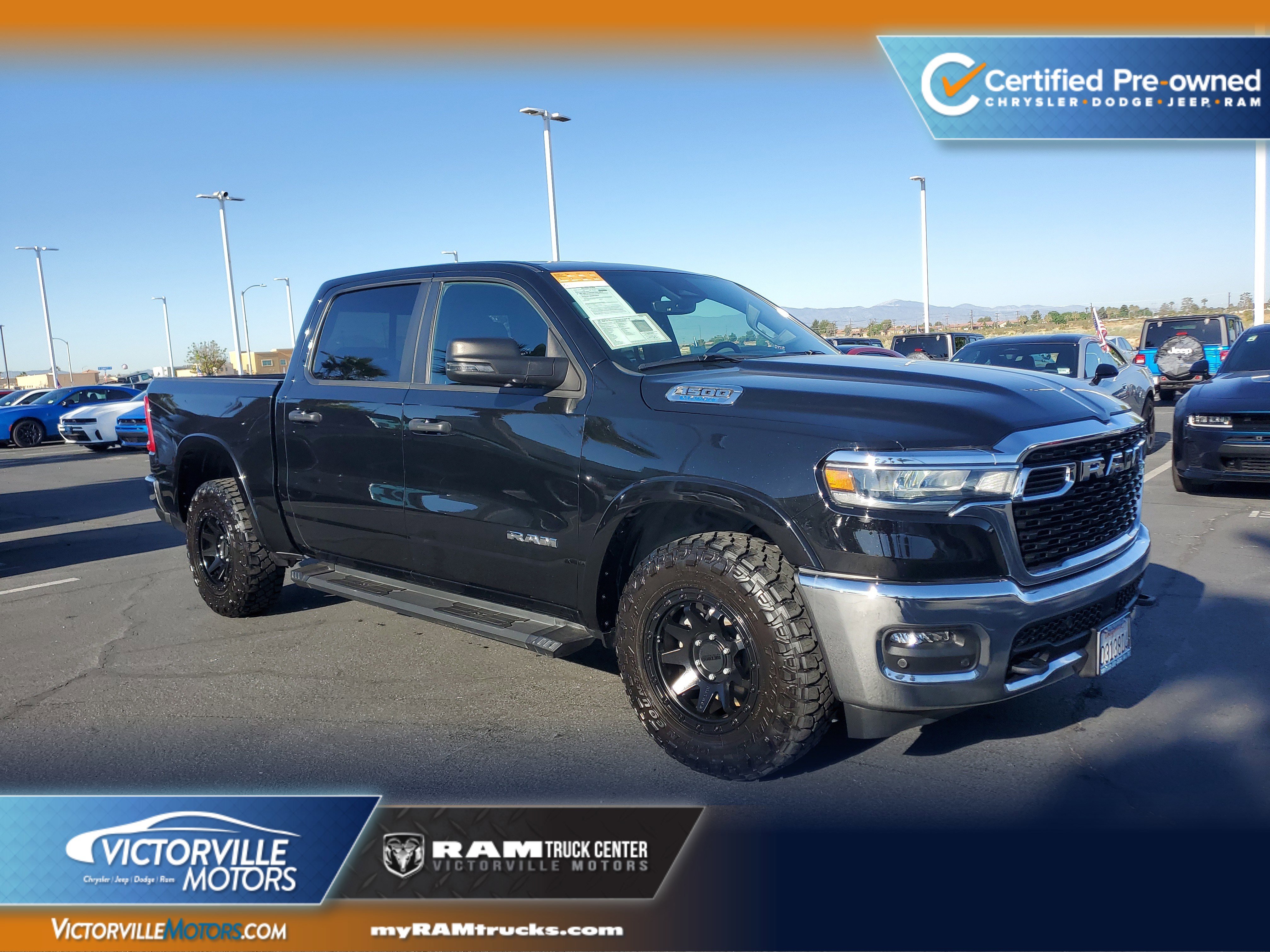 2025 RAM 1500 Big Horn/Lone Star 4x4 Crew Cab 5'7's photo