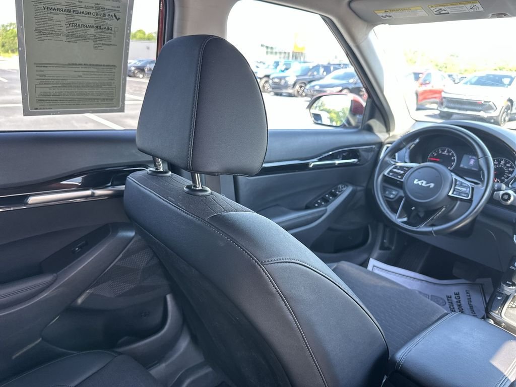 Used 2023 Orange Kia S image 15