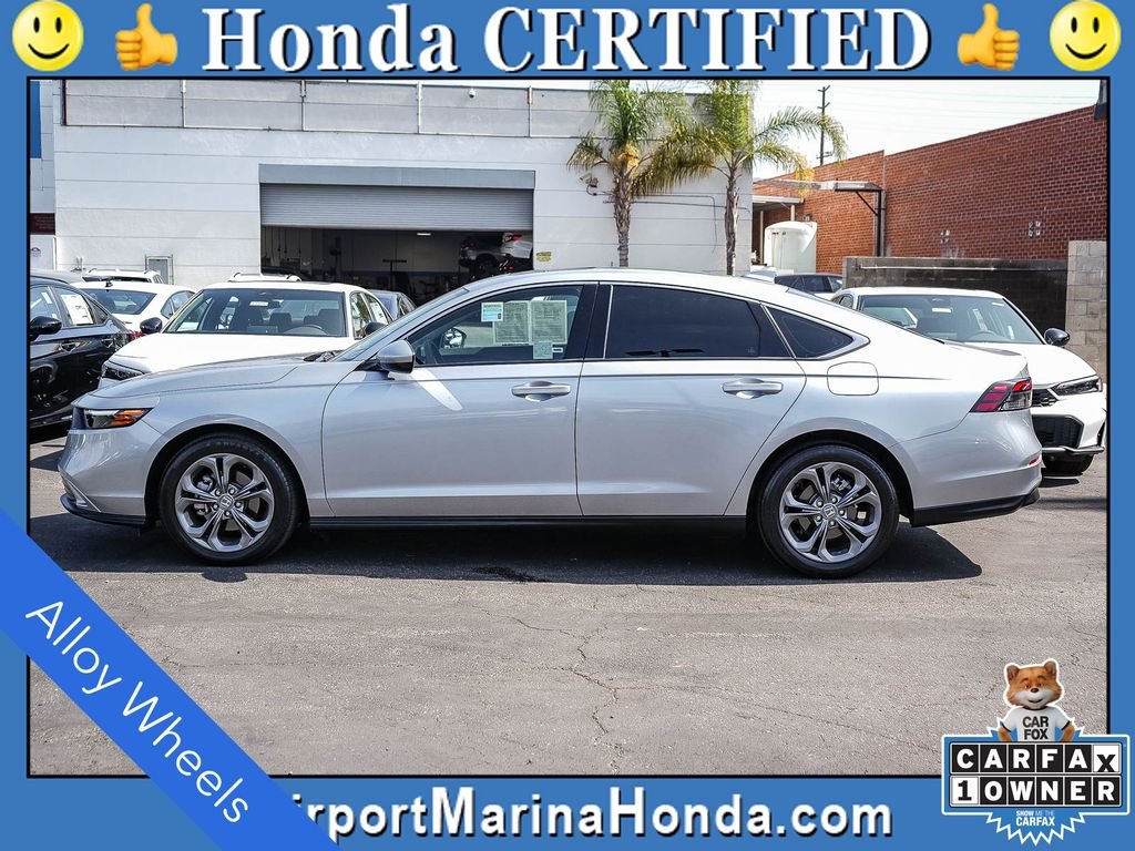 Certified Used 2023 Lunar Silver Metallic Honda 1.5T EX image 3
