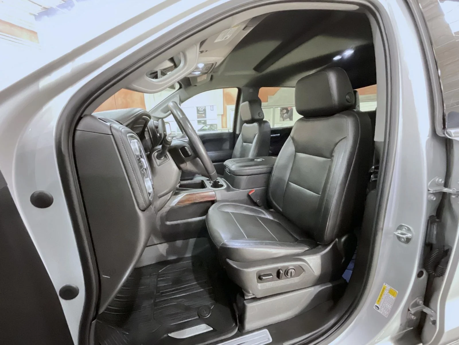 Certified Used 2020 Silver GMC SLT image 10