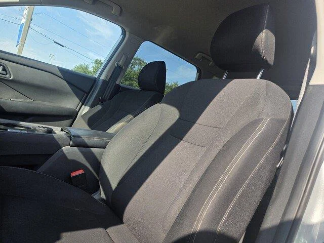 Used 2024 Brilliant Silver Metallic Nissan S image 11