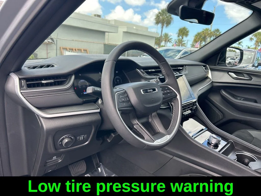 Used 2025 Silver Jeep Altitude X image 13