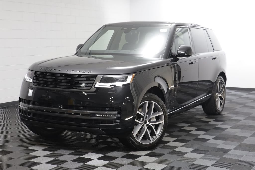New 2026 Santorini Black LAND ROVER SE LWB 7-Seats / V8 image 1