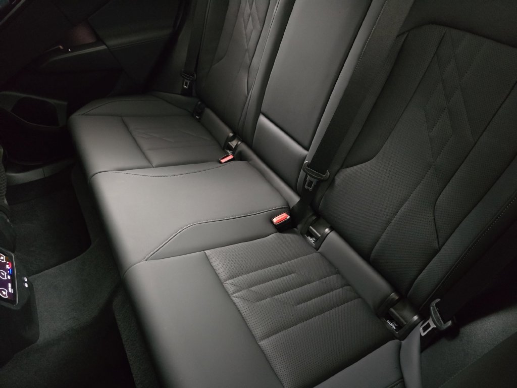 Used 2026 Skyscraper Grey Metallic BMW 30 xDrive image 16