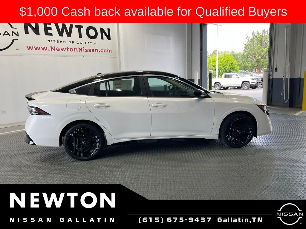 New 2026 Aspen White TriCoat / Super Black Two-tone Nissan SR image 9