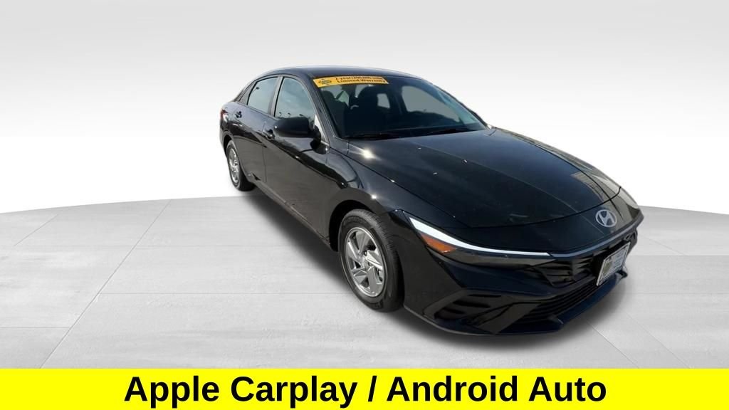 Used 2026 Black Hyundai SE image 8