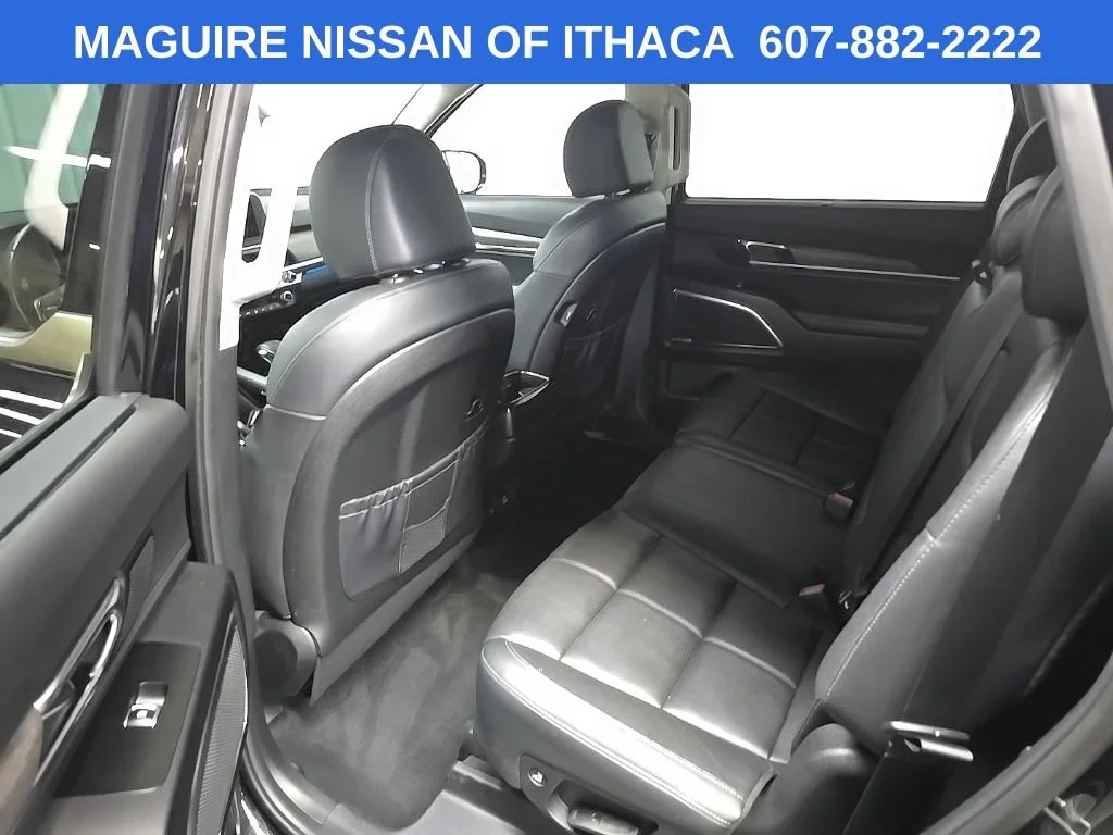 Used 2022  Kia SX image 32
