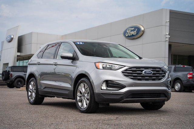 2022 Ford Edge Titanium