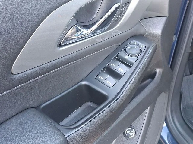 Used 2023 Northsky Blue Metallic Chevrolet LT Cloth image 68
