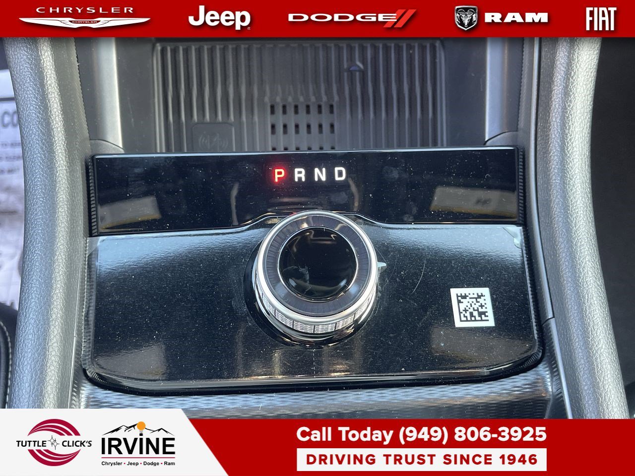 New 2026 Baltic Gray Metallic Clear-Coat Exterior Paint Jeep Laredo Altitude image 19
