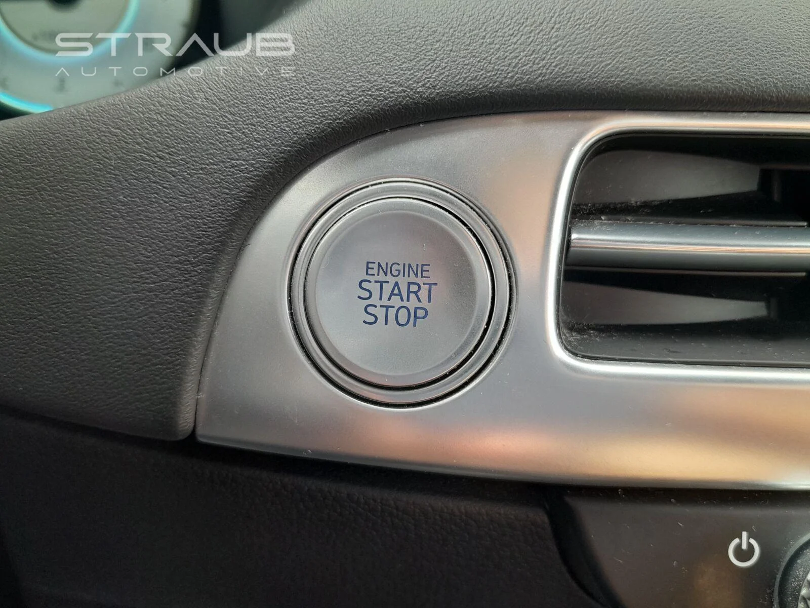 Used 2023 Hyper White Hyundai Calligraphy image 19