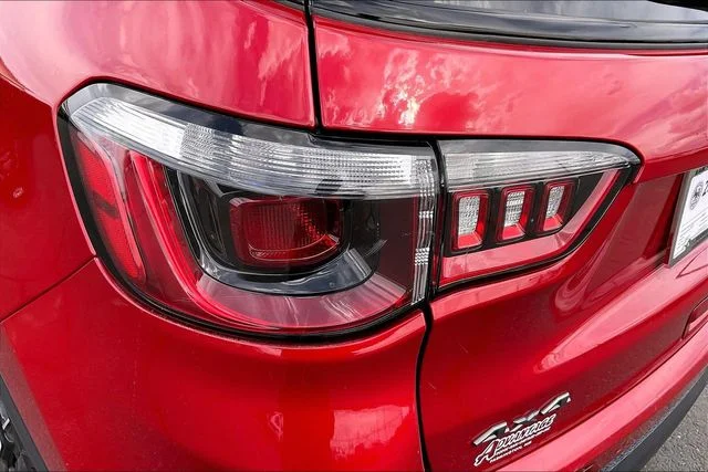 Used 2025 Red Jeep Trailhawk image 33