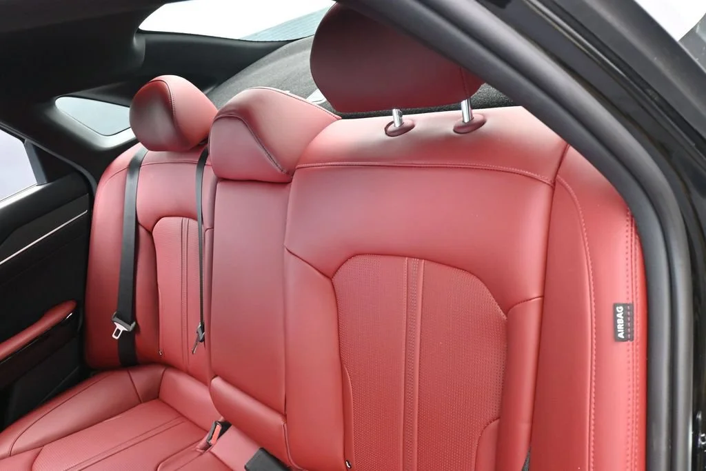 Used 2026 Aurora Black Kia GT-Line image 33