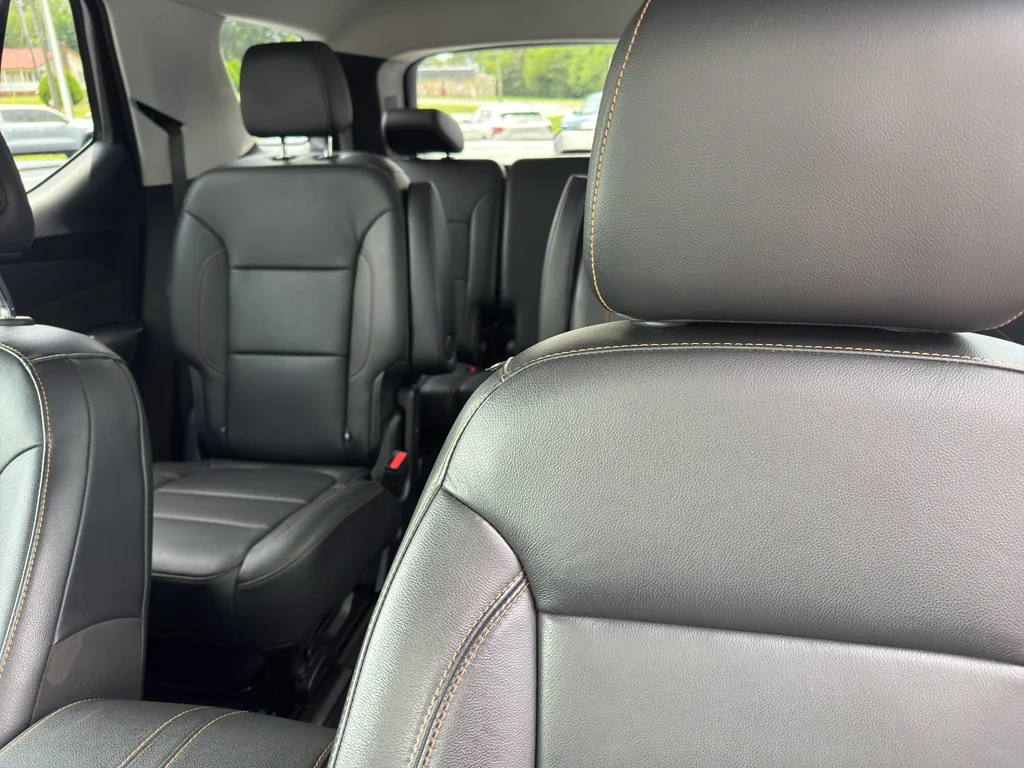 Used 2019 CAJUN RED TINTCOAT Chevrolet RS image 19