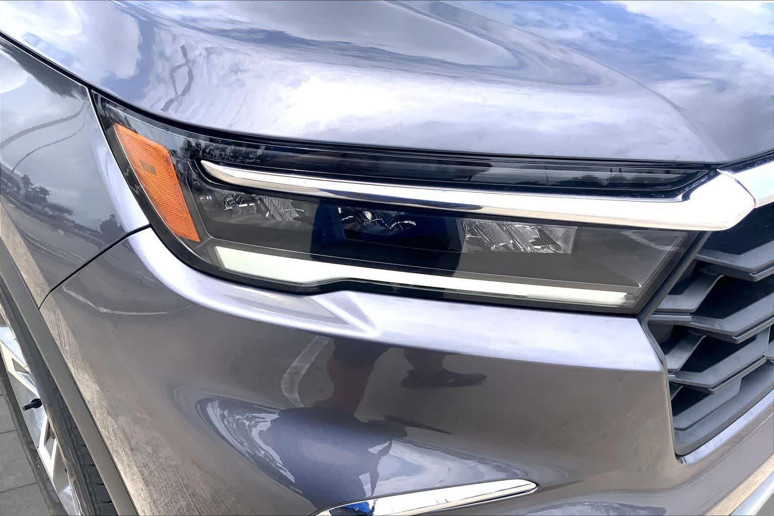 Used 2025 Modern Steel Metallic Honda EX-L image 27