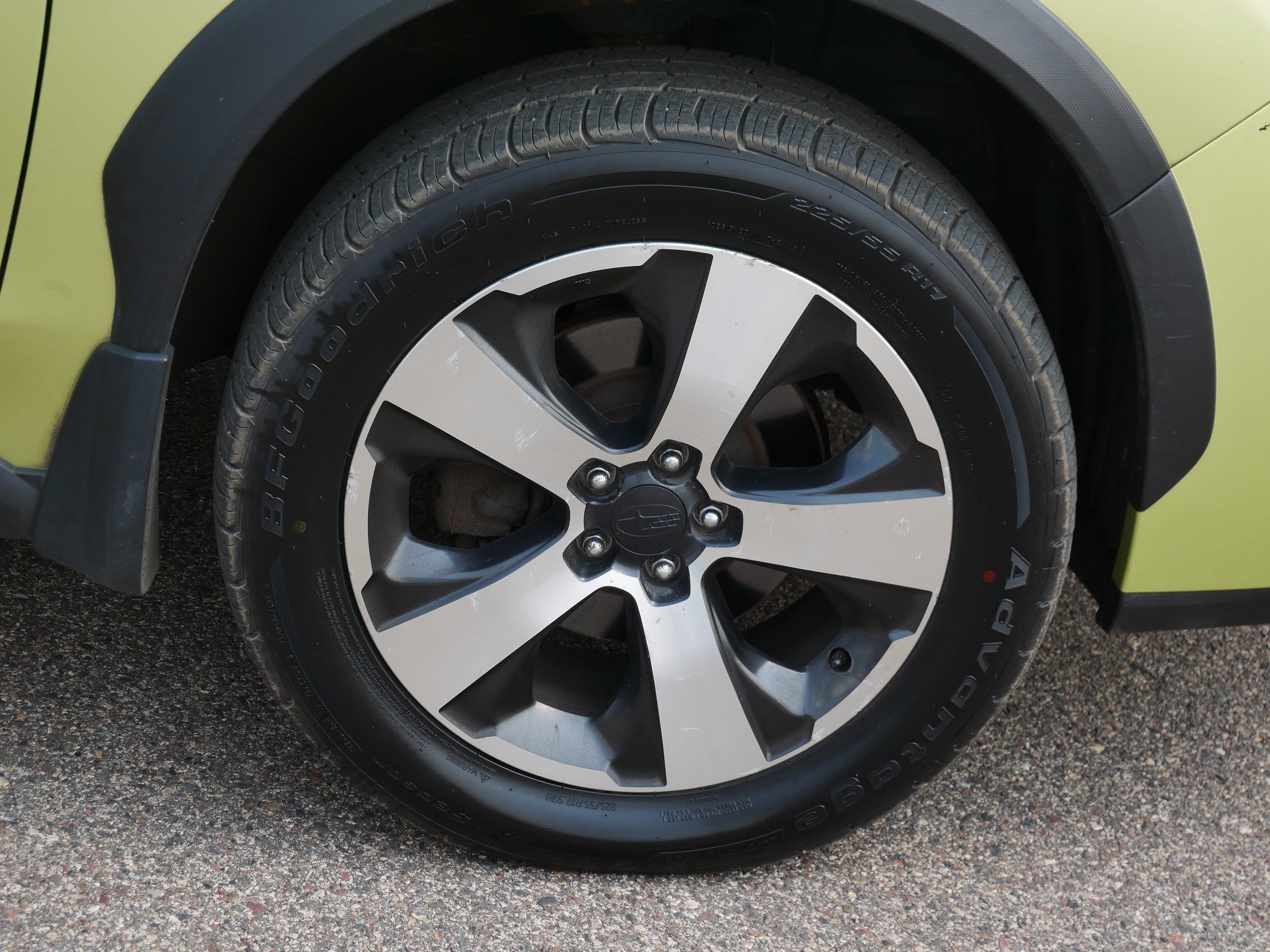 Used 2014 Plasma Green Subaru Touring image 15