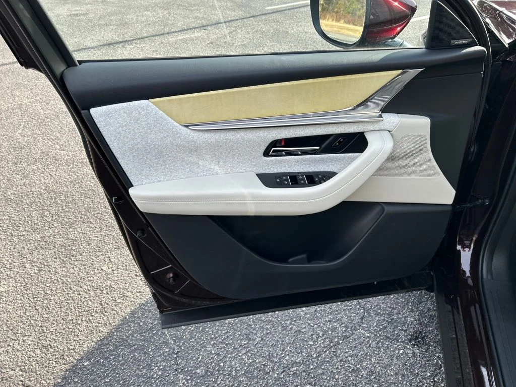 New 2026 Artisan Red Premium Mazda 3.3 Turbo S Premium Plus image 15