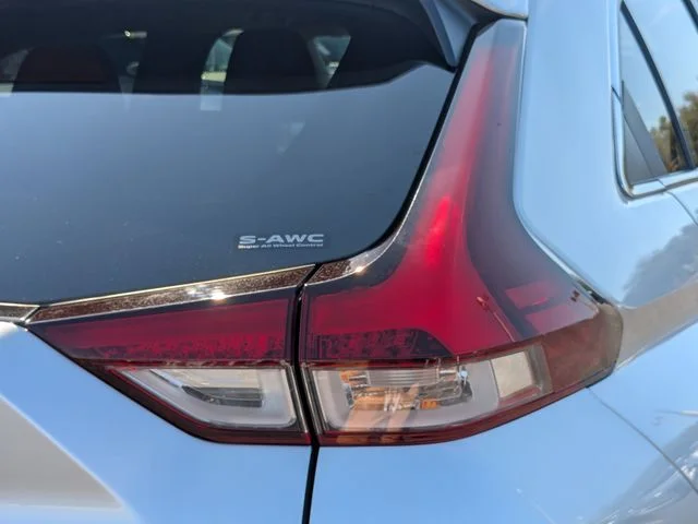 New 2026 Silver Mitsubishi LE image 11