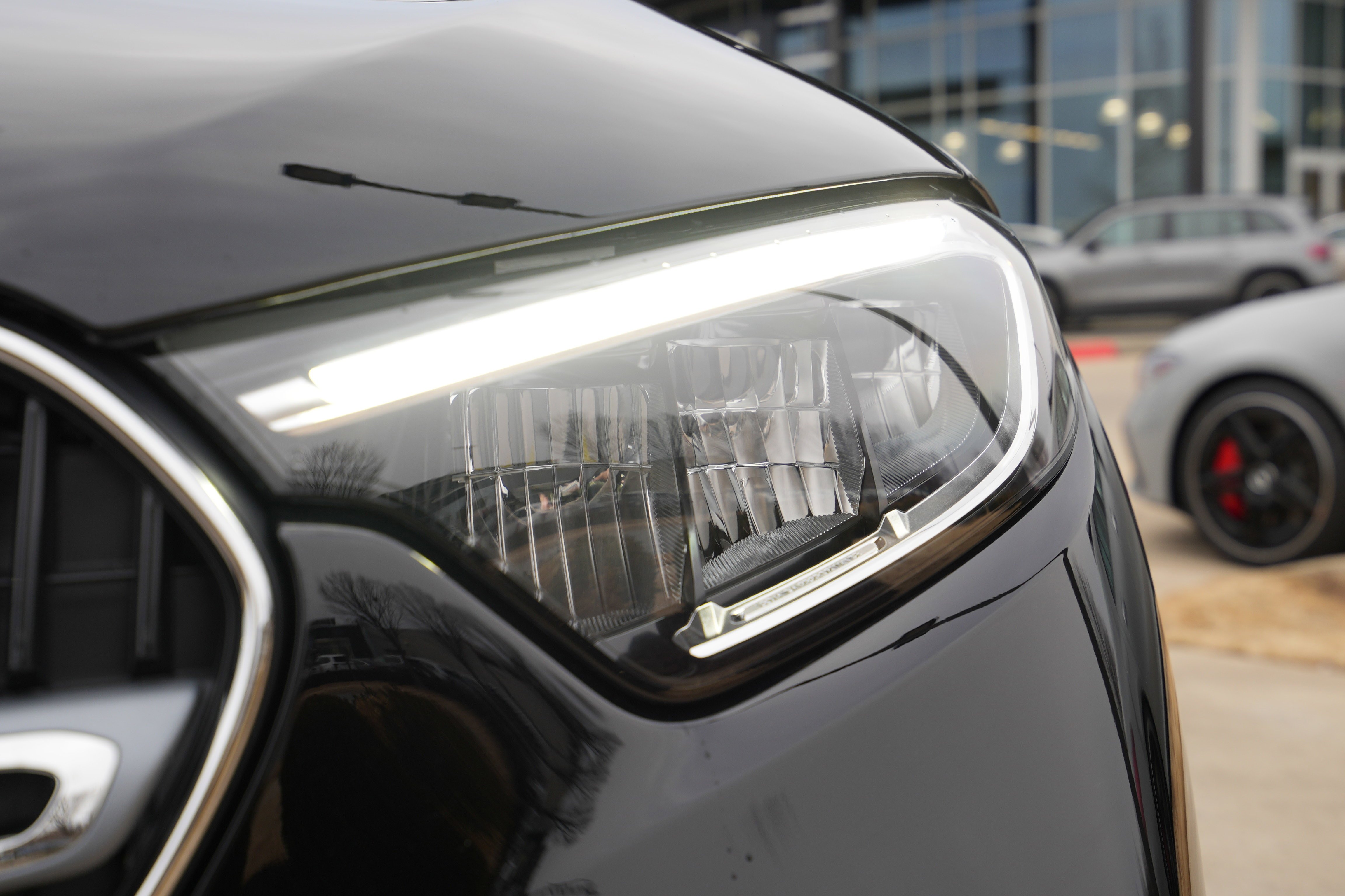 Used 2026 Black Mercedes-Benz GLC 300 image 11