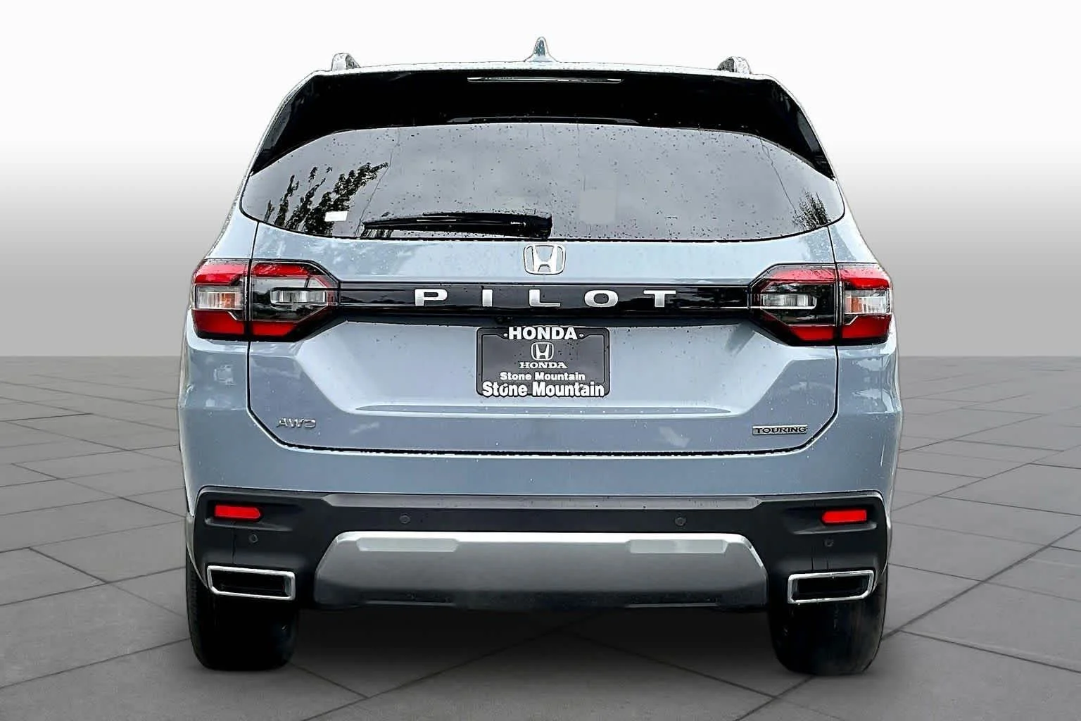 New 2026 Sonic Gray Pearl Honda Touring image 4