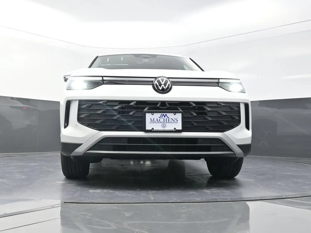 2026 Volkswagen Tiguan SE - Photo 23