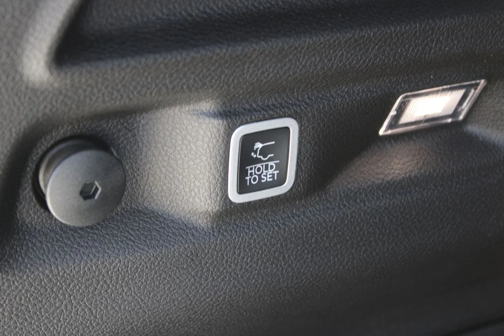 New 2026 Bright White Clearcoat Jeep Limited image 9