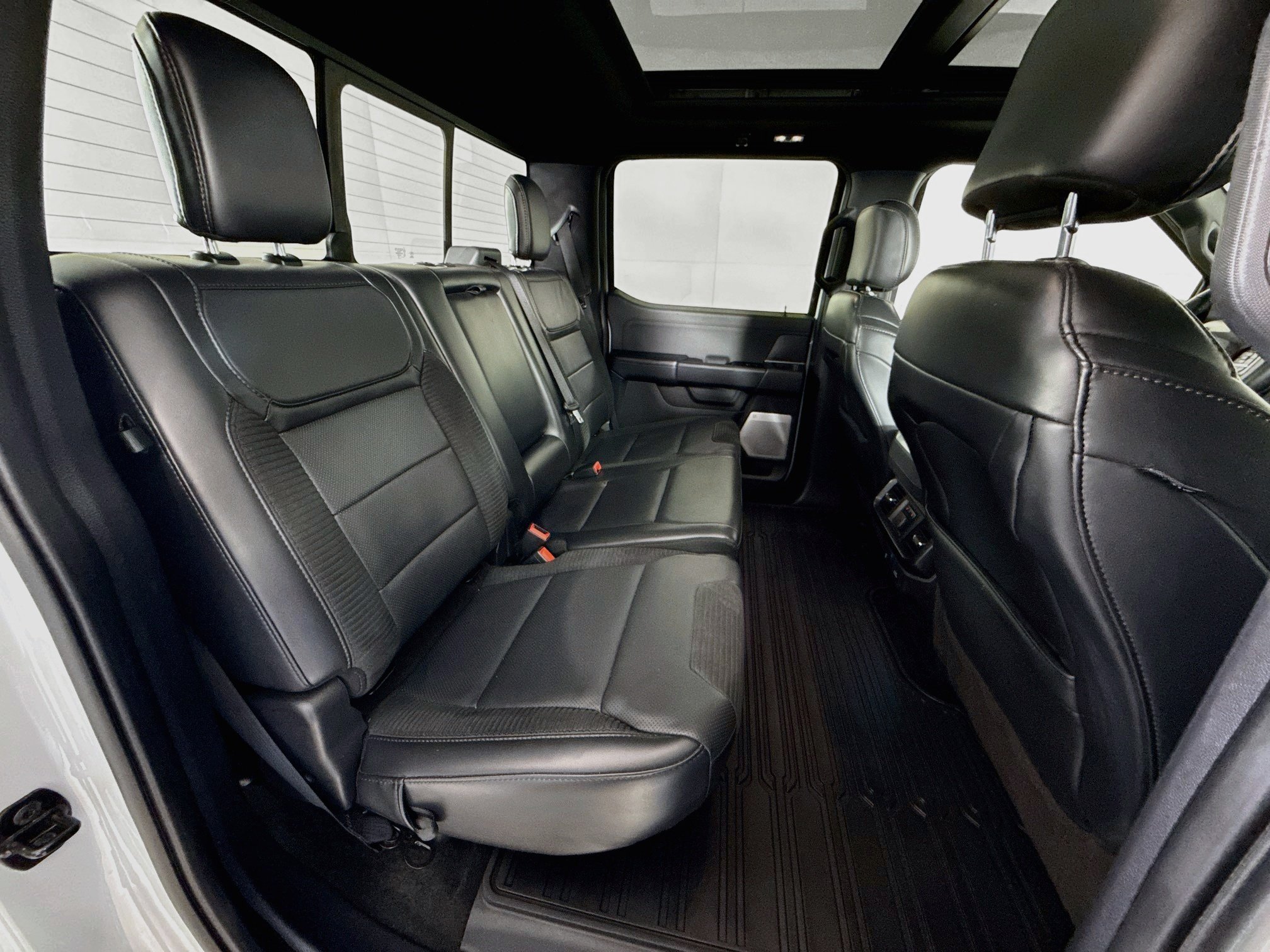 Used 2023 Avalanche Ford Raptor image 29