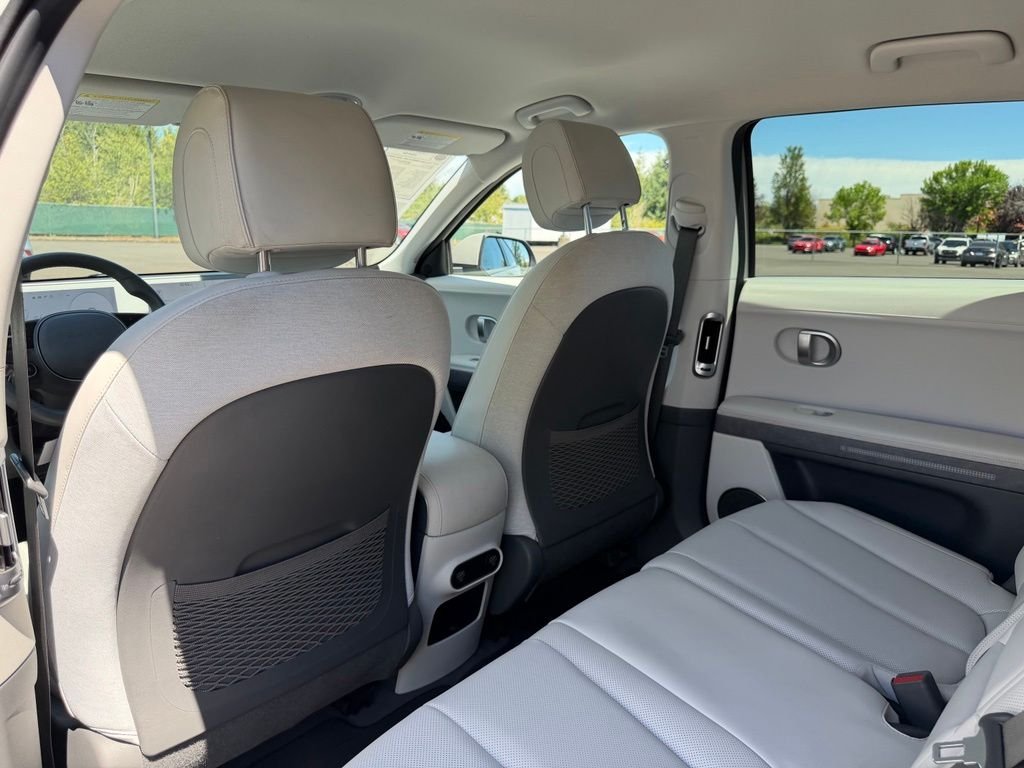 Used 2023 Cyber Gray Hyundai SEL image 31