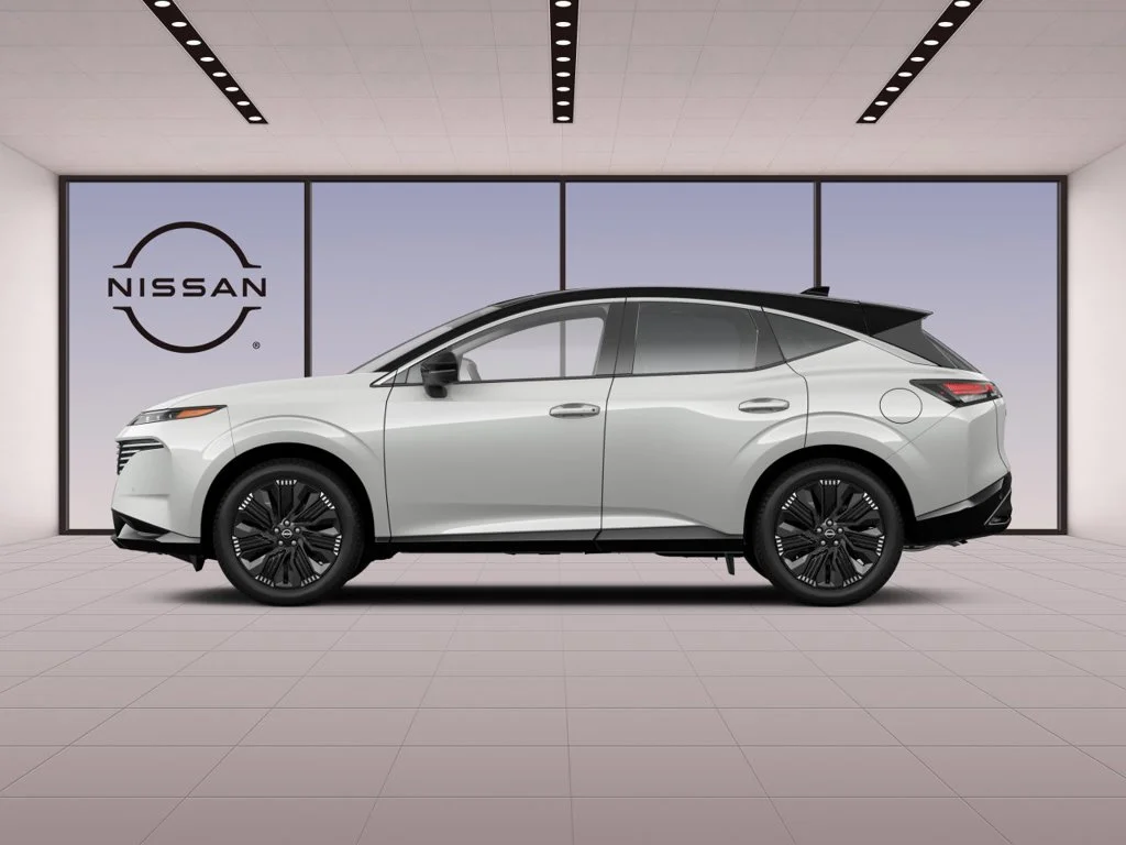 New 2027 White Nissan Platinum image 9