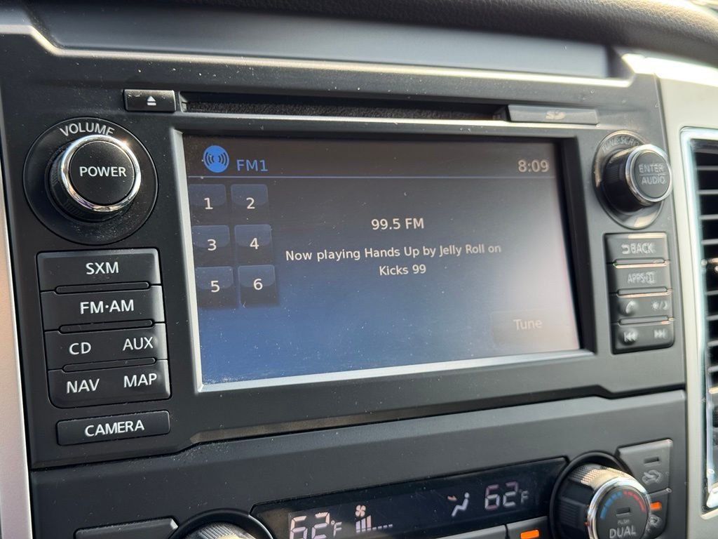 Used 2018 White Nissan SV image 28
