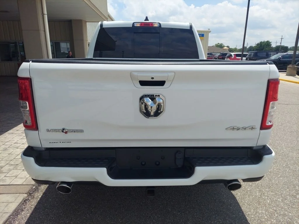 Used 2022 White Ram Big Horn/Lone Star image 6
