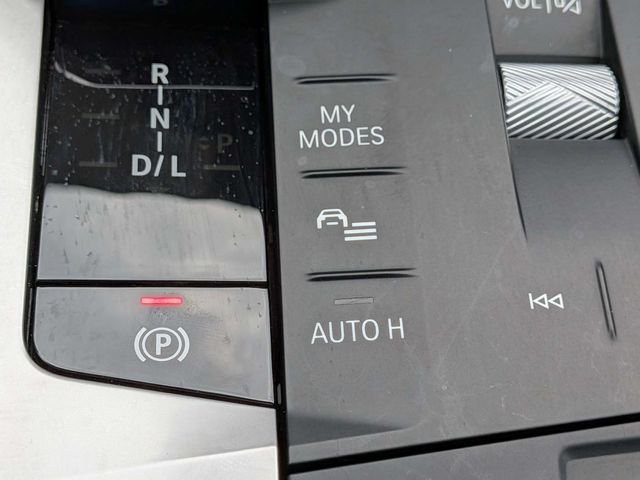 Used 2023 Blue BMW xDrive28i image 24