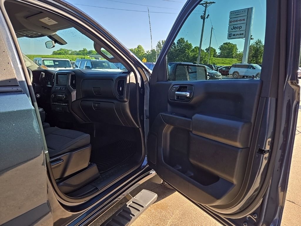 Used 2021 Gray Chevrolet Custom image 69