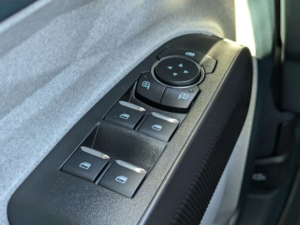 New 2026 Azure Gray Metallic Tri-Coat Ford XLT image 23