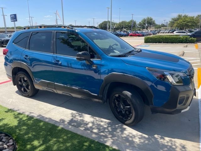 Used 2022  Subaru Wilderness image 1