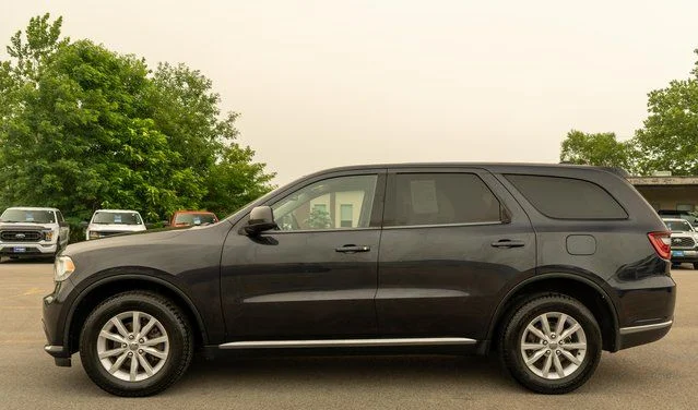 Used 2015 Steel Metallic Dodge SXT image 9