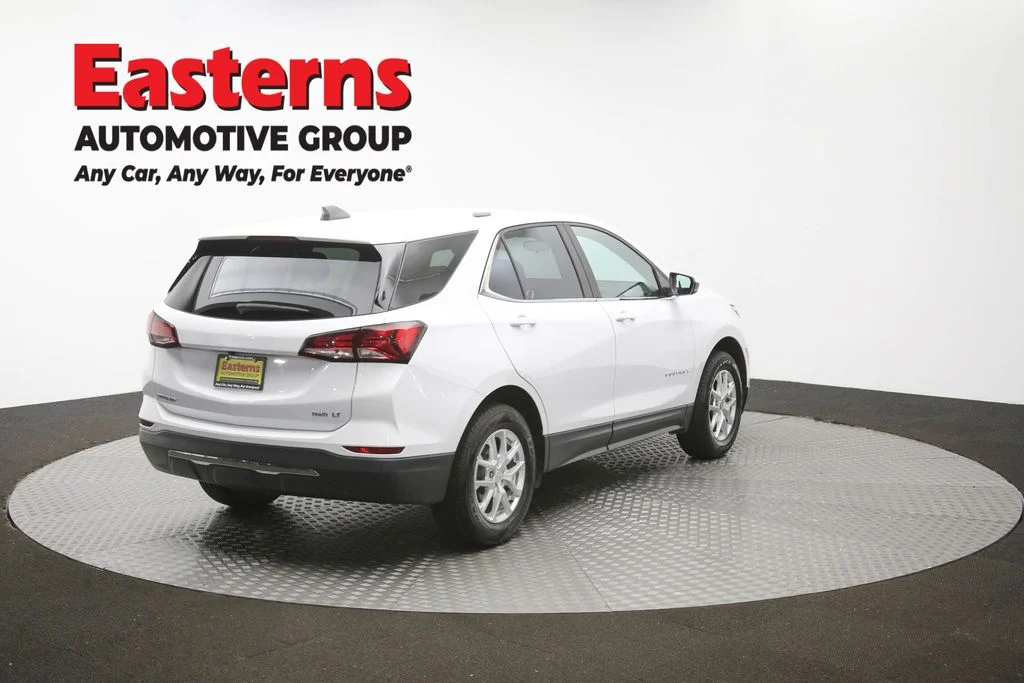Used 2022 White Chevrolet LT image 39