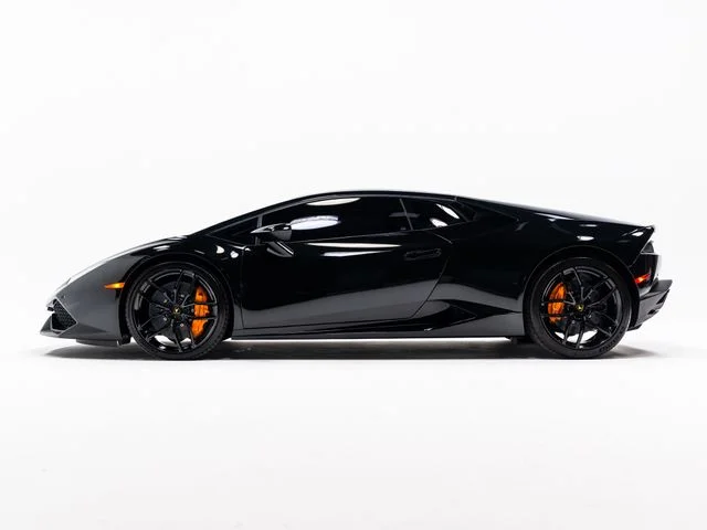 Used 2018 Black Lamborghini  image 48