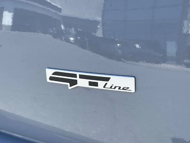 New 2027 Gray Kia GT-Line image 8