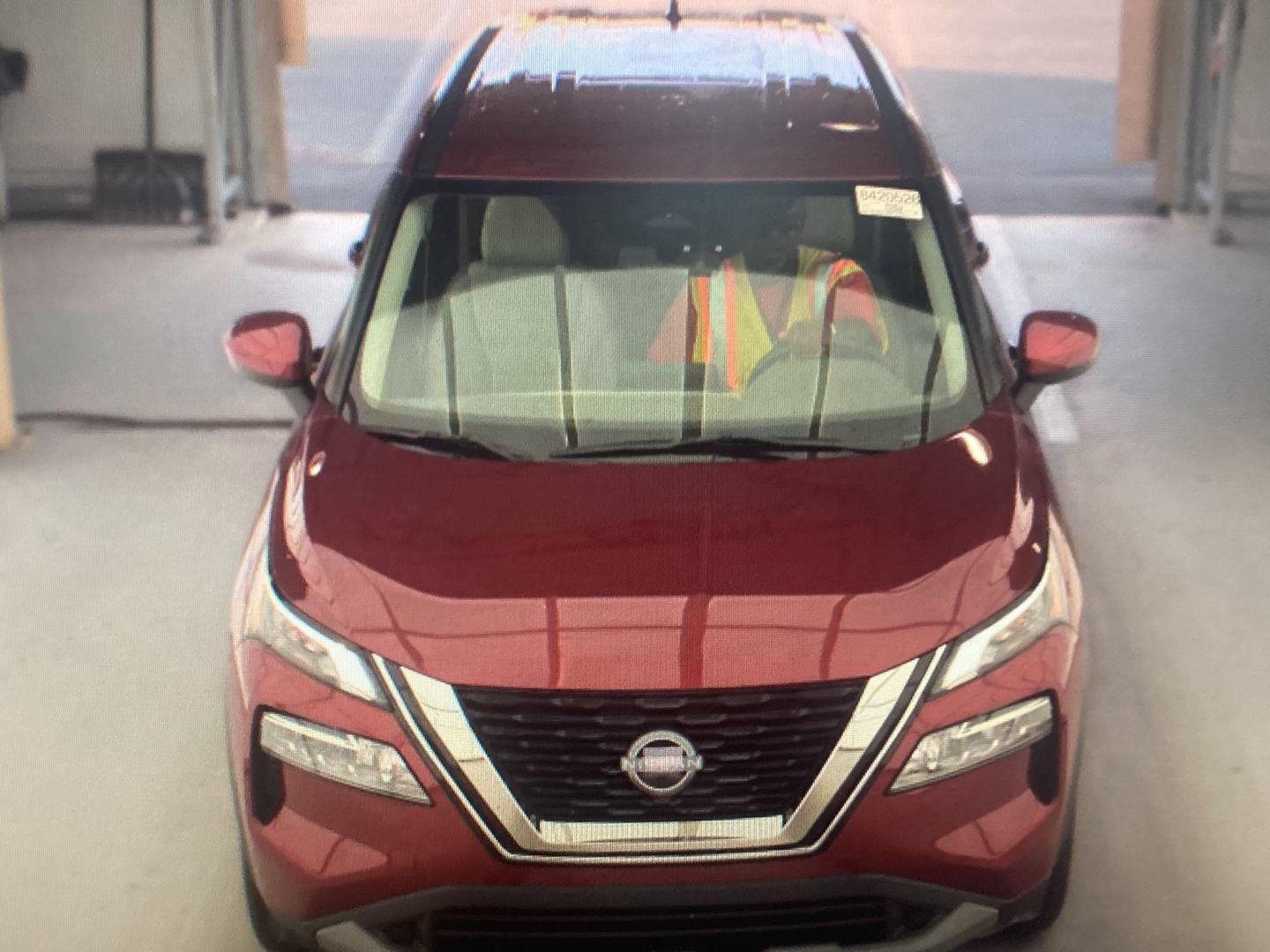Used 2023 Scarlet Ember Tintcoat Nissan SV image 3