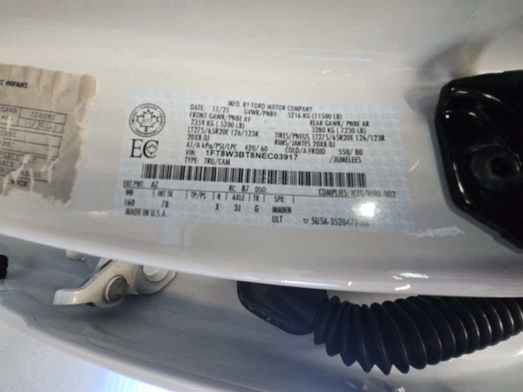 Used 2022 White Ford Platinum image 31
