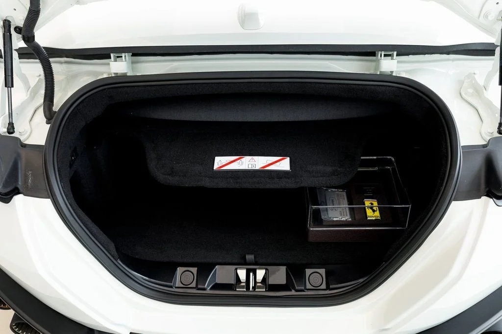 Used 2025 Bianco Avus Ferrari Spider image 41