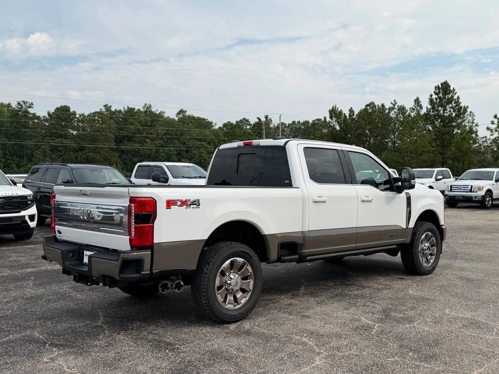New 2026 Star White Metallic Tri-Coat Ford F-250® King Ranch® image 22