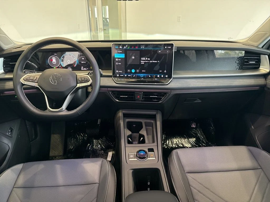 2026 Volkswagen Tiguan SE - Photo 11