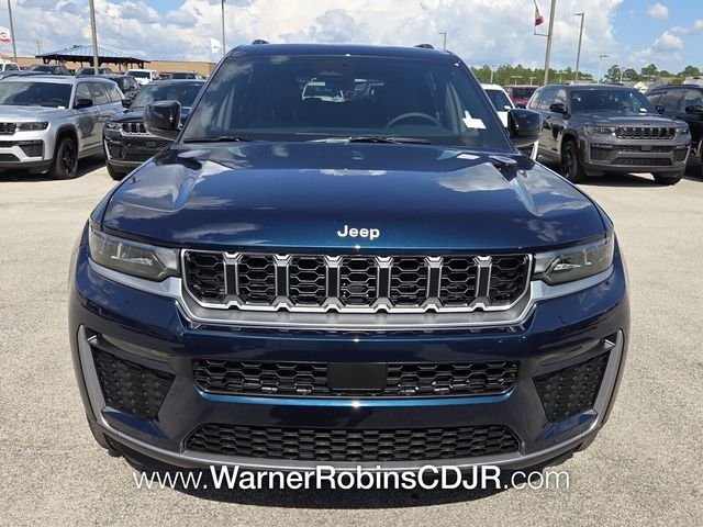 New 2026 Fathom Blue Pearl-Coat Exterior Paint Jeep Limited image 2
