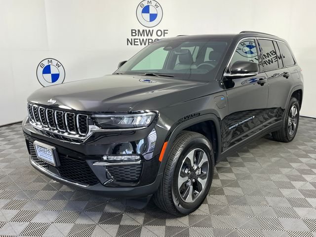 Used 2024 Black Jeep 4xe image 3