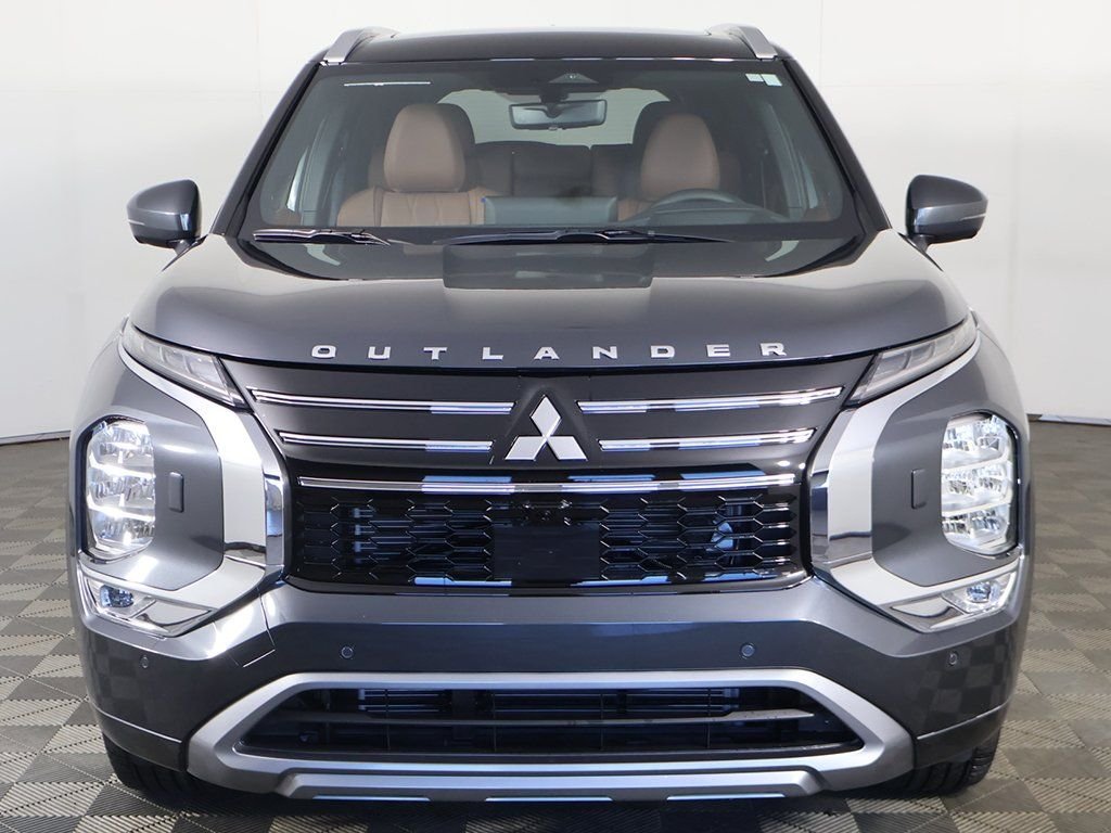 2025 Mitsubishi Outlander SEL - Photo 16