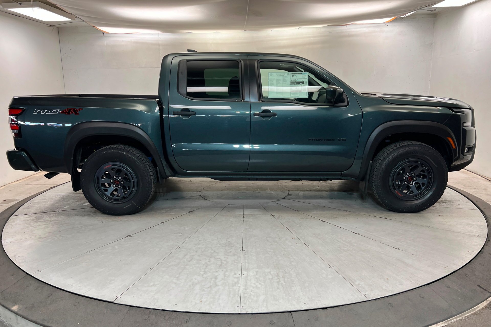 New 2027 Alpine Metallic Nissan Crew Cab PRO-4X® image 7