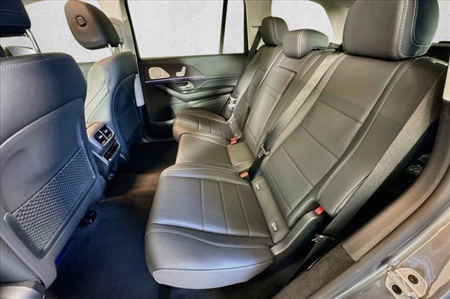New 2026 Selenite Grey Metallic Mercedes-Benz GLS 450 image 52